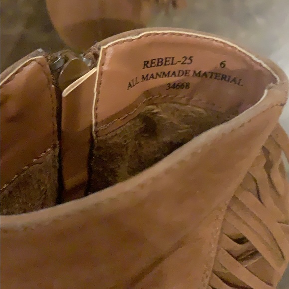 Brown fridge booties - Picture 6 of 6